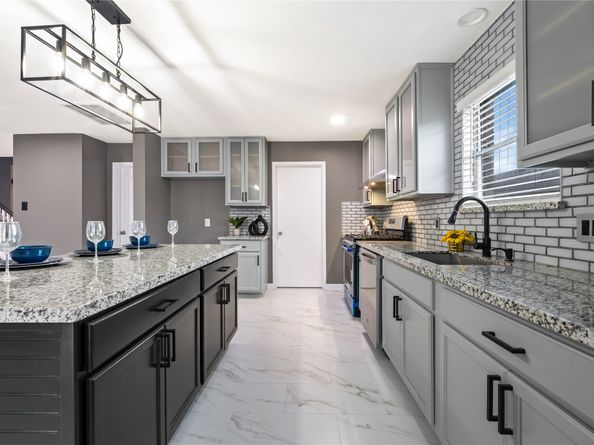 9226 Macmillan Lane, Houston TX 77083