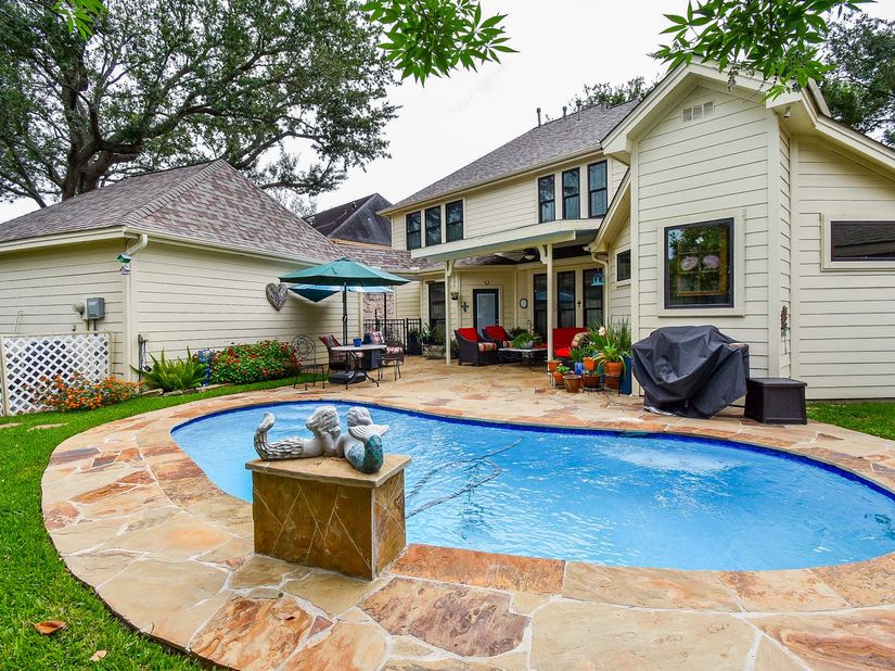 1023 Cardinal Avenue, Sugar Land TX 77478