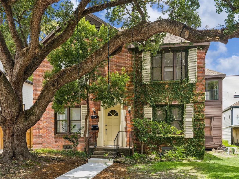 2308 Mcclendon Street, Houston TX 77030