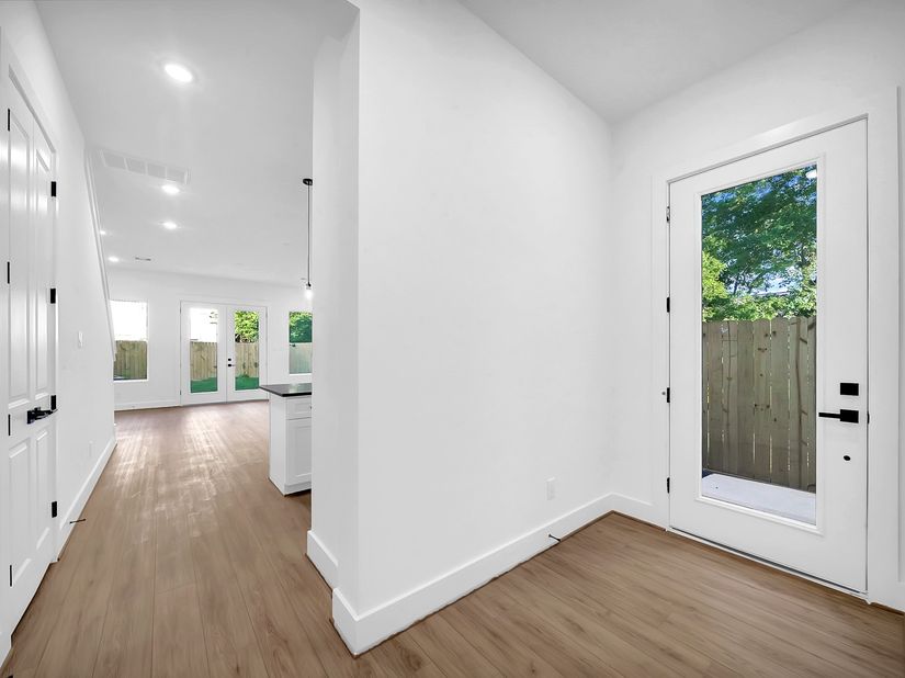 7825 Colonial Lane, Houston TX 77051