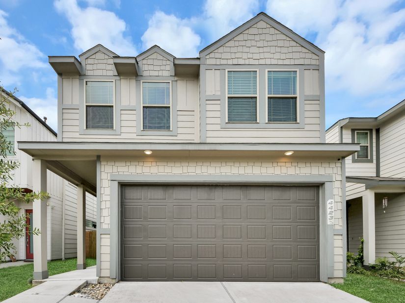 4423 Santorini Lane, Houston TX 77045