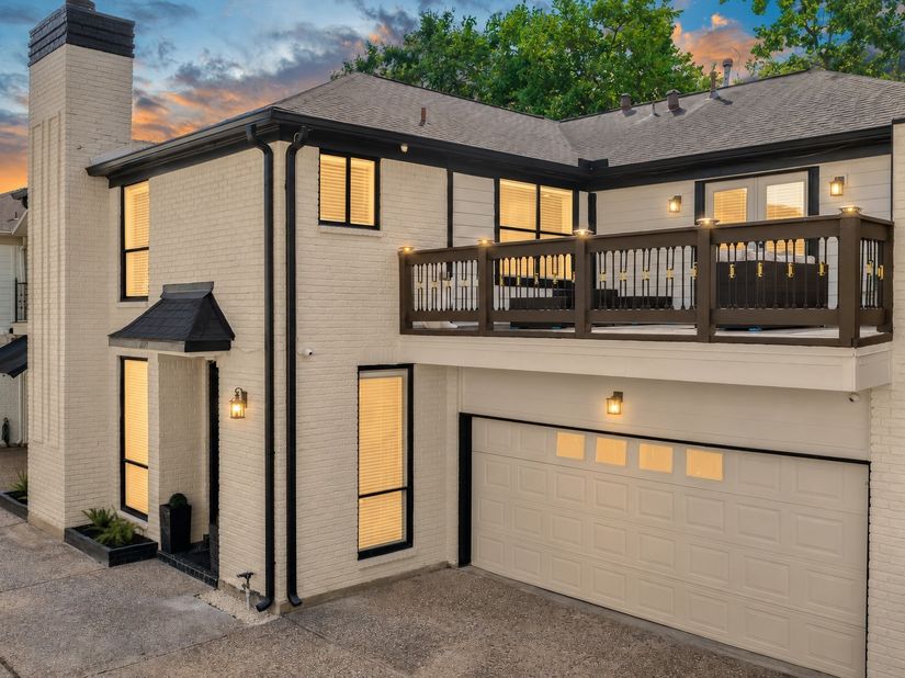 1800 Nantucket Drive, Houston TX 77057