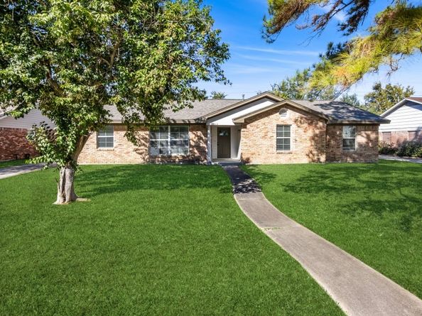 5618 Willowbend Boulevard, Houston TX 77096