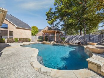 6014 Shady Alcove Court