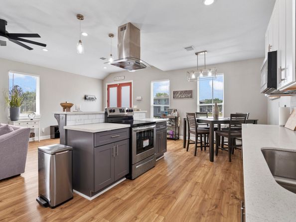 7393 Fairway Drive B, Houston TX 77087