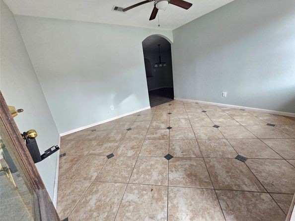 1623 Debeney Drive, Houston TX 77039