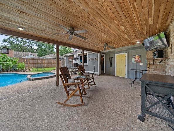 8151 Silent Cedars Drive, Houston TX 77095