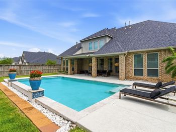 7614 Paradise River Drive