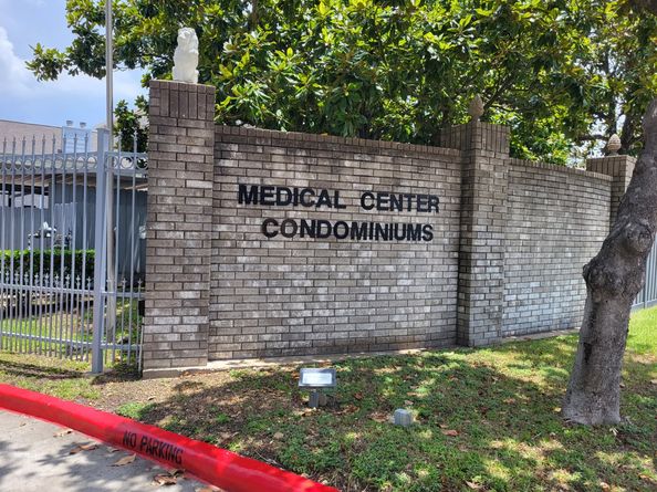 7649 Cambridge Street 7649, Houston TX 77054