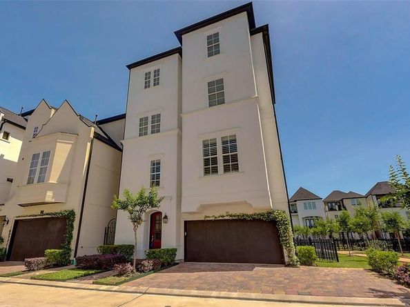 1826 Upland Lakes, Houston TX 77043