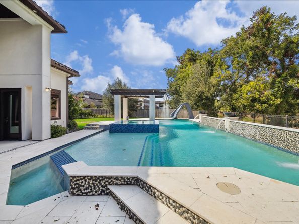 79 Amber Hollow Court, Sugar Land TX 77479