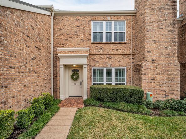 600 Wilcrest Drive 68, Houston TX 77042