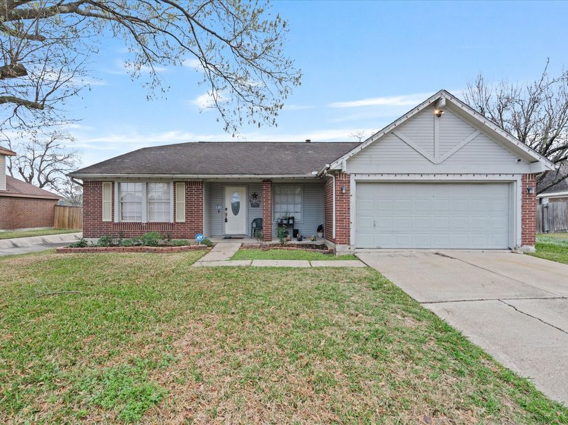 151 E Forest Lane, Houston TX 77015