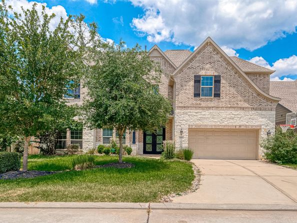 115 N Winter Sunrise Circle, Tomball TX 77375