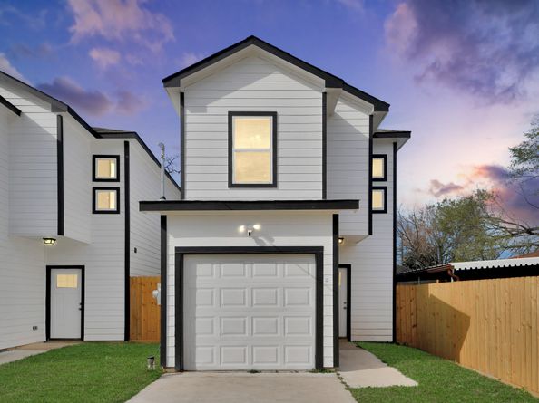 4013 Elmwood Street, Houston TX 77051