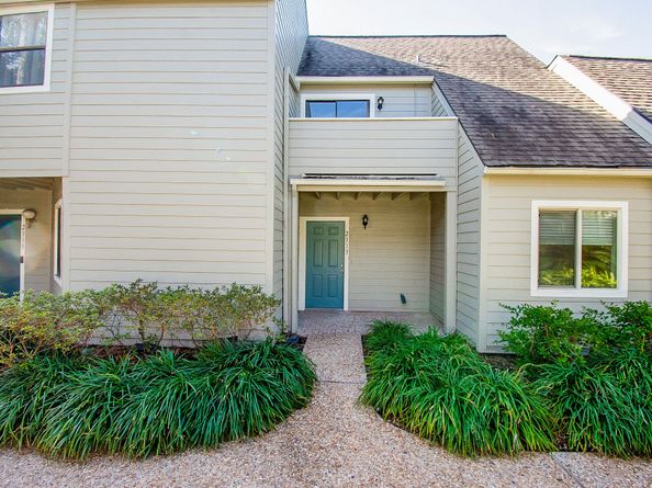 2313 Briarwest Boulevard, Houston TX 77077