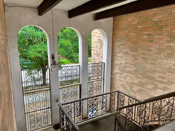 2516 Commonwealth Street 102, Houston TX 77006