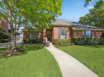 2814 Old South Drive