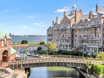 201 Shearwater Ct West