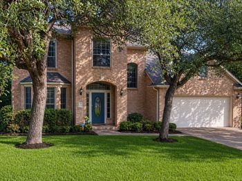 5709 Tahoma PL