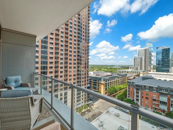 200 Congress Ave 13A, Austin TX 78701