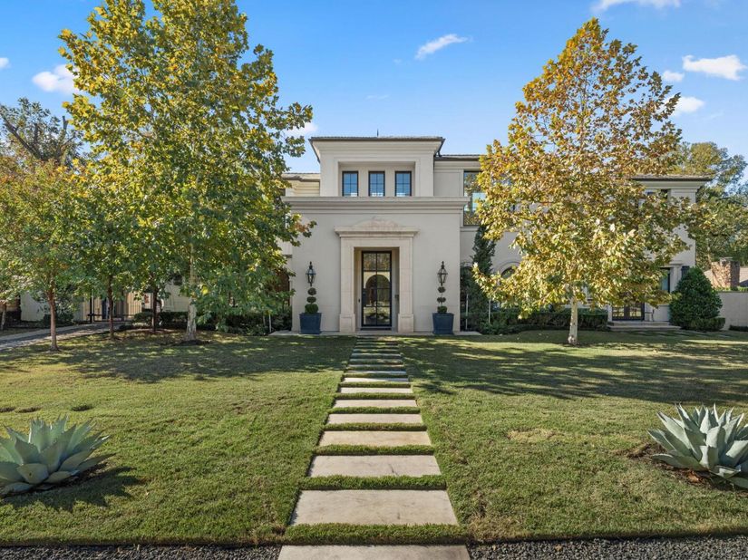 2703 Greenlee DR, Austin TX 78703