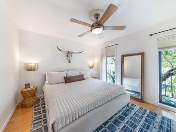 2300 Hancock DR