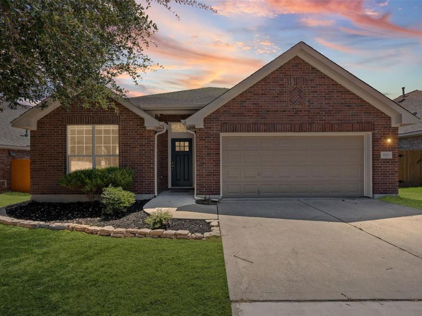 3701 Pine Needle CIR, Round Rock TX 78681
