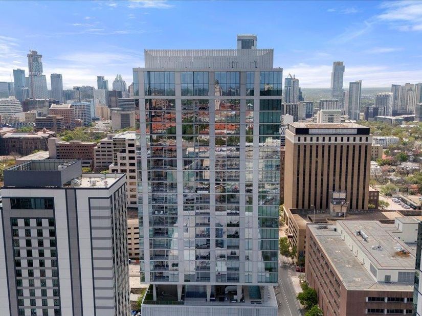 313 W 17th ST 2701, Austin TX 78701