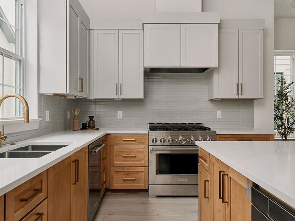 2209 Woodland Ave 203, Austin TX 78741