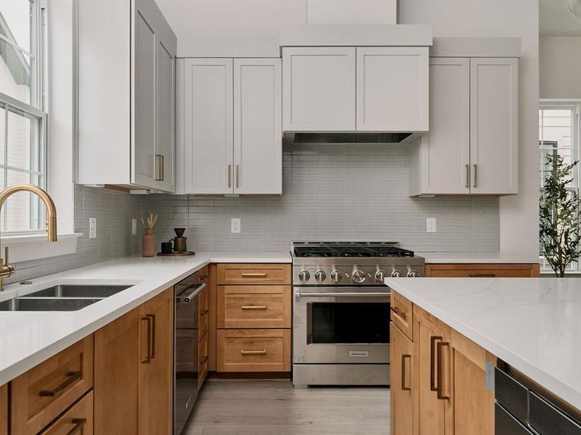 2209 Woodland Ave 203, Austin TX 78741