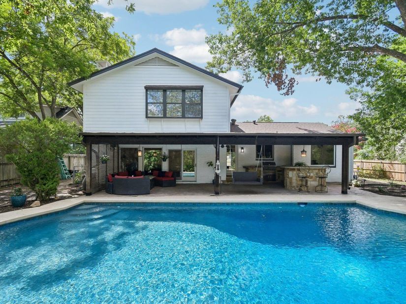 9203 Comburg DR, Austin TX 78748