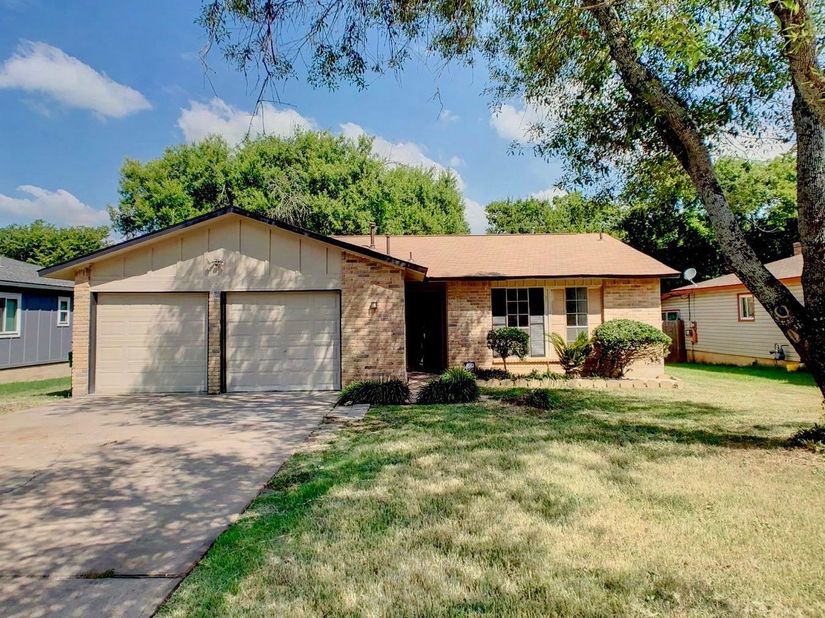 902 Cactus DR, Round Rock TX 78681