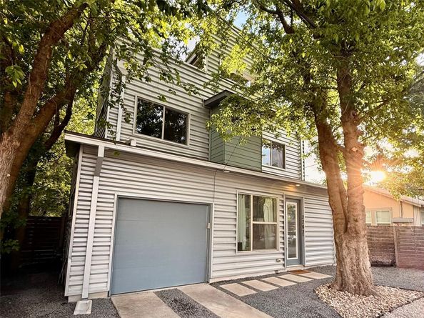 2202 Willow ST B, Austin TX 78702