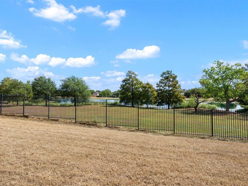 6620 Kirkwynd DR, Austin TX 78754