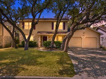 6519 Fair Valley TRL