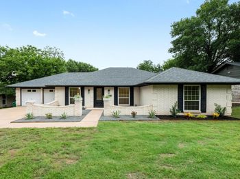 8909 Laurel Grove DR