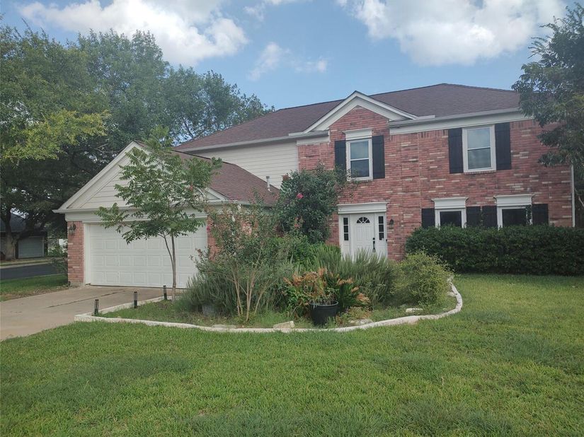 900 Oakcrest Cir, Cedar Park TX 78613