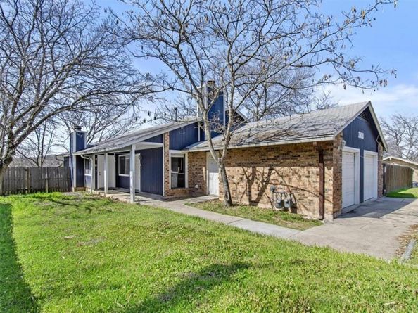 2800 Burleson Road, Austin TX 78741