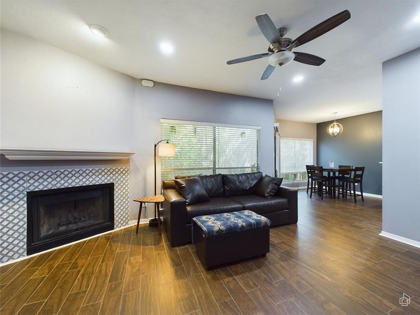 2450 Wickersham LN 501, Austin TX 78741