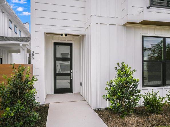 7601 Cooper LN 25, Austin TX 78745