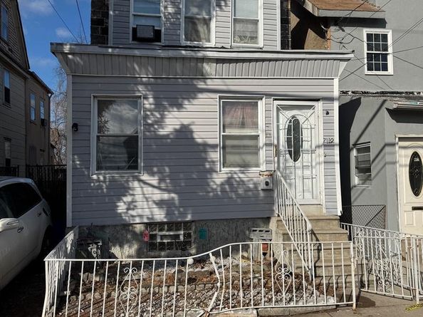 7119 Grays Avenue, Philadelphia PA 19142