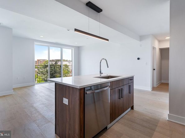 845 19TH Street NE PH 12, Washington DC 20002