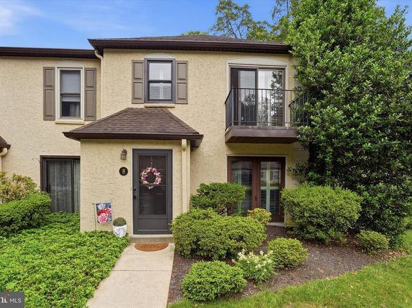 8 Summit Drive, Bryn Mawr PA 19010