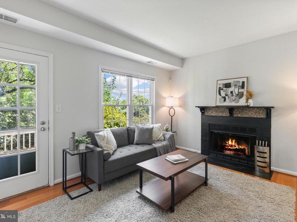 2811 S Woodrow Street A, Arlington VA 22206