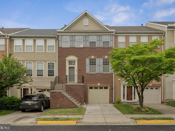 2906 Fairfax Metro Lane, Vienna VA 22181