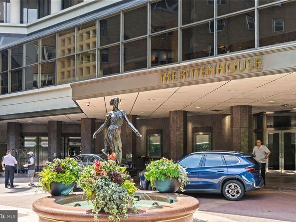 202-210 W Rittenhouse Square 1808, Philadelphia PA 19103