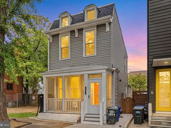 1504 Gales Street NE