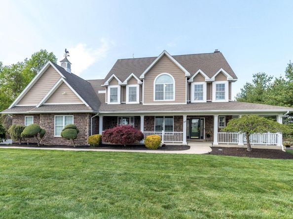25 Bridgetown Pike, Feasterville Trevose PA 19053