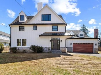 118 W Beechtree Lane